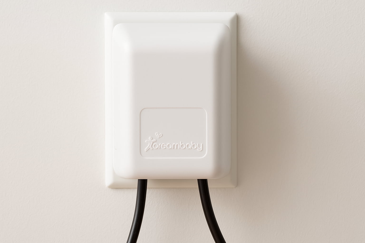 Dreambaby outlet cover box installed. - Find For Baby Dreambaby outlet cover box installed. - Find For Baby